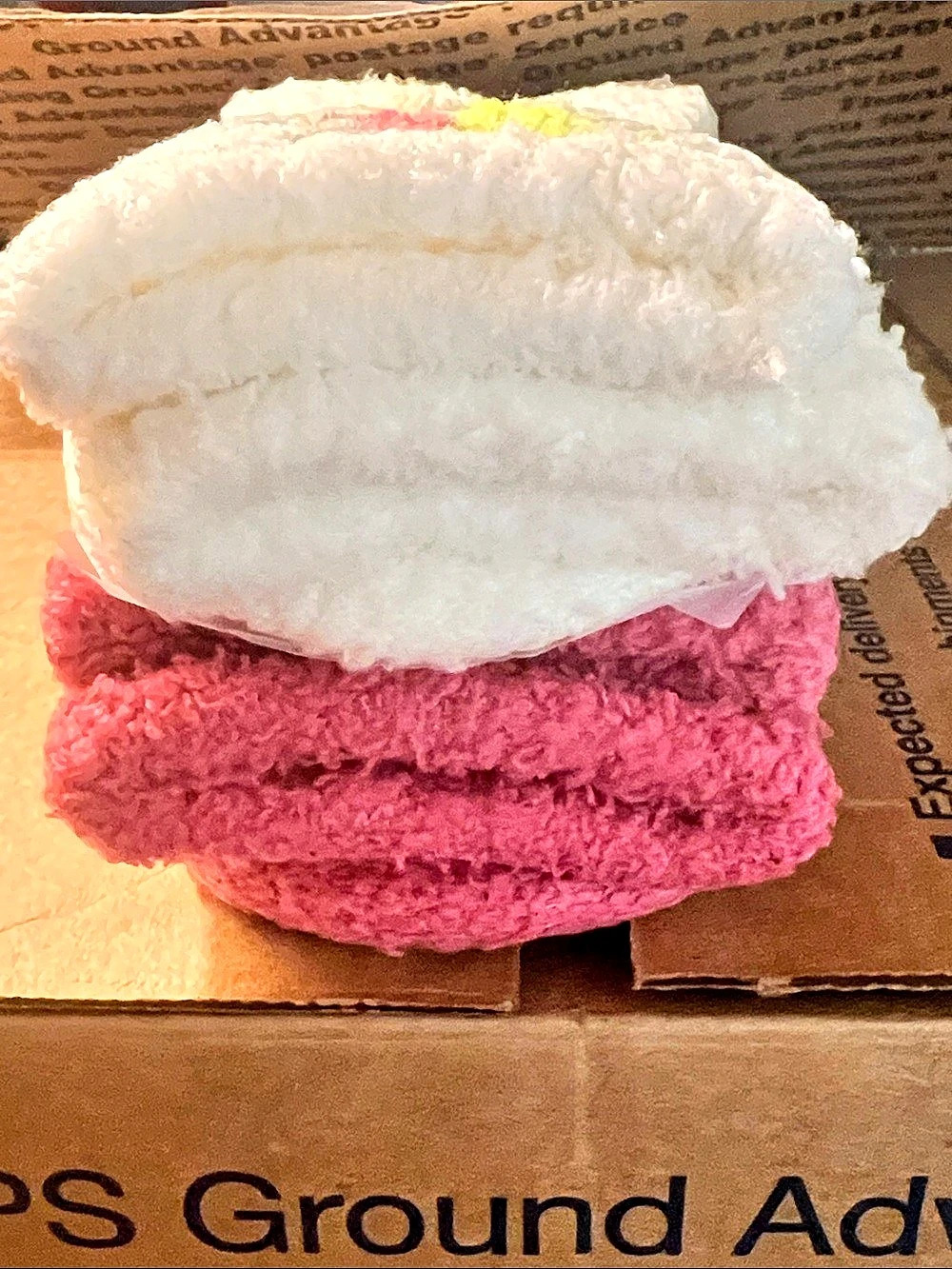 Women's PJ Salvage Live Life Cozy Socks Size 4-10 White & Pink NWT - Picture 4 of 6